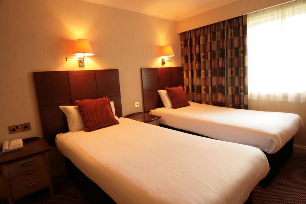 Mercure Tunbridge Wells Hotel Exterior photo